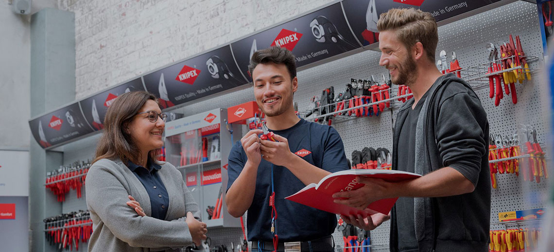 Headerbild KNIPEX-Werk C. Gustav Putsch KG - Marketing / Asset Manager Produktdaten, PIM, Datenmanagement (m/w/d) - 7742946